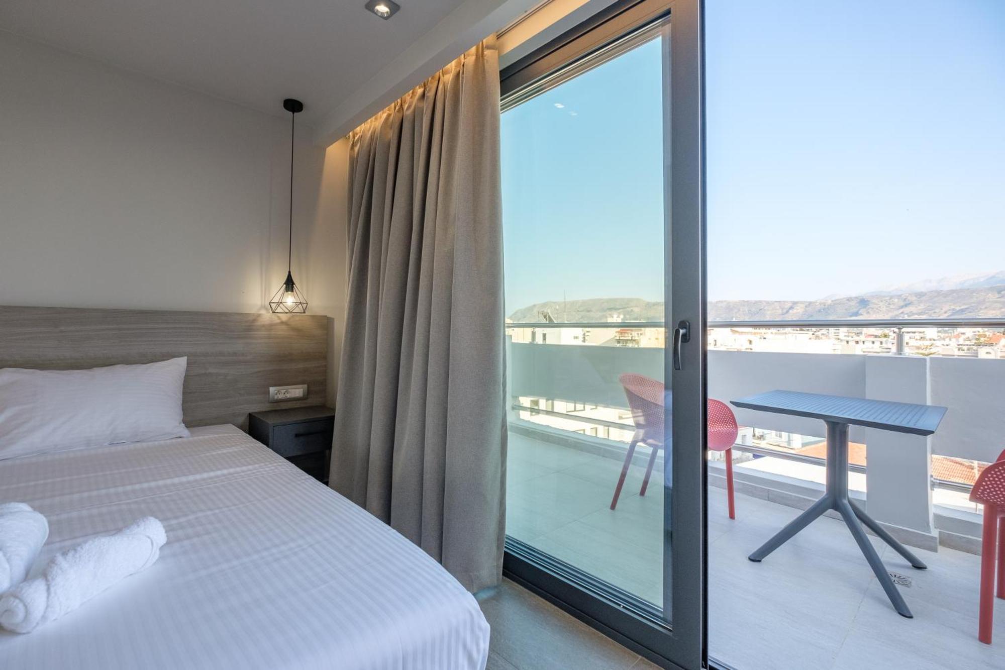 Sky-High 70Sqm Penthouse W. Stunning Views - 05 Apartment Chania  Exterior foto